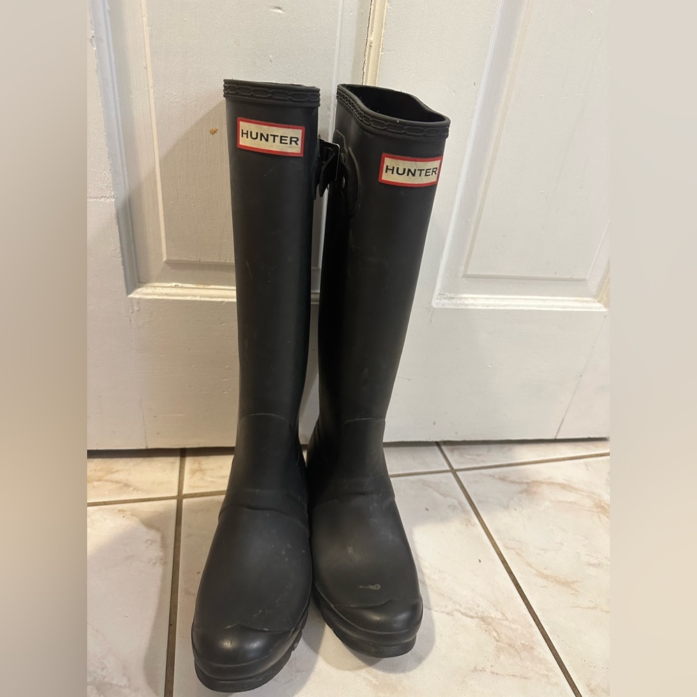 Tall Hunter Rain Boots (black)